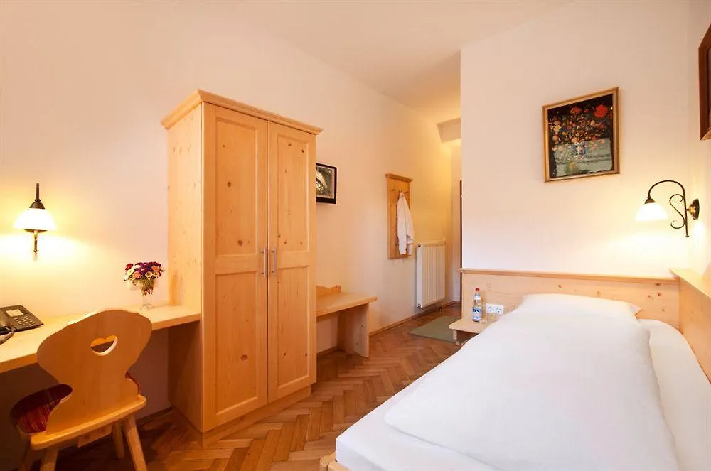 Hotel Hahn Munich